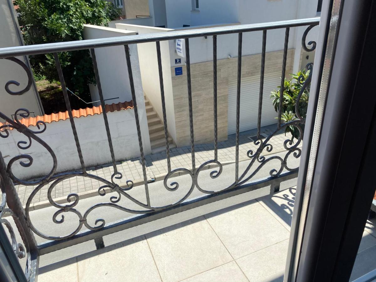 Guest House Lorenta 沃迪切 外观 照片