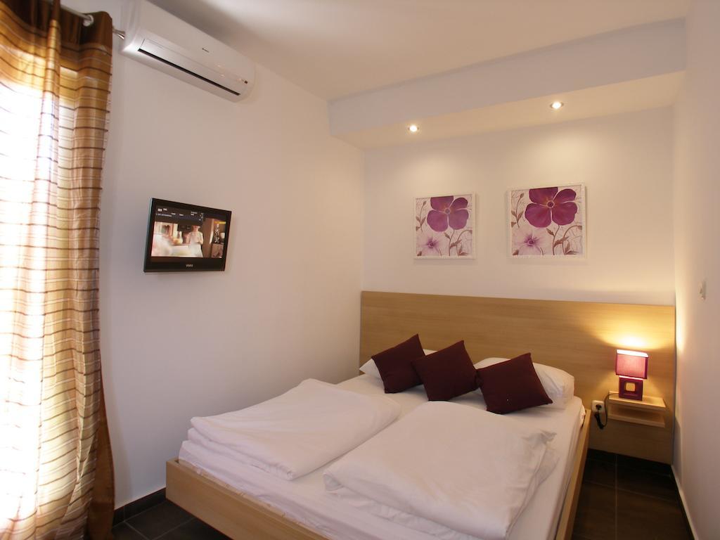 Guest House Lorenta 沃迪切 客房 照片